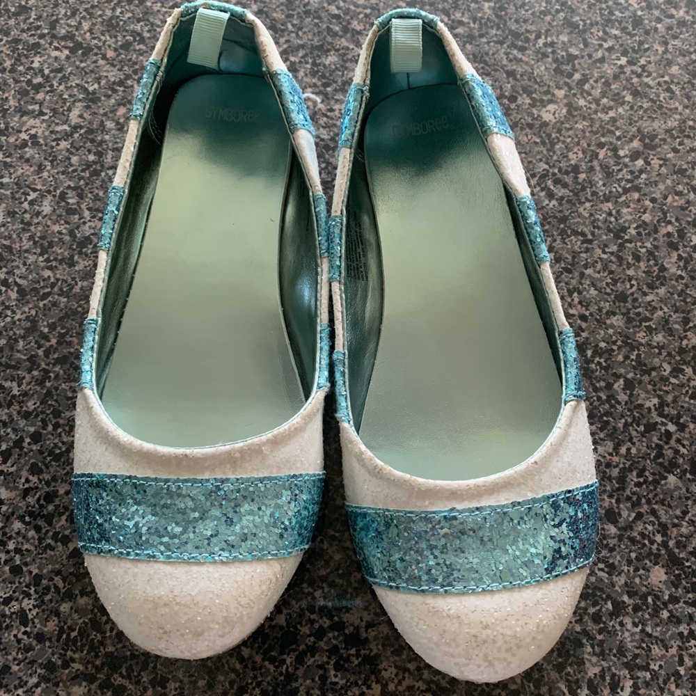 Size 1 blue and white glitter flats